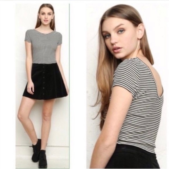 Brandy Melville - Striped Crop Top - Picture 2 of 2
